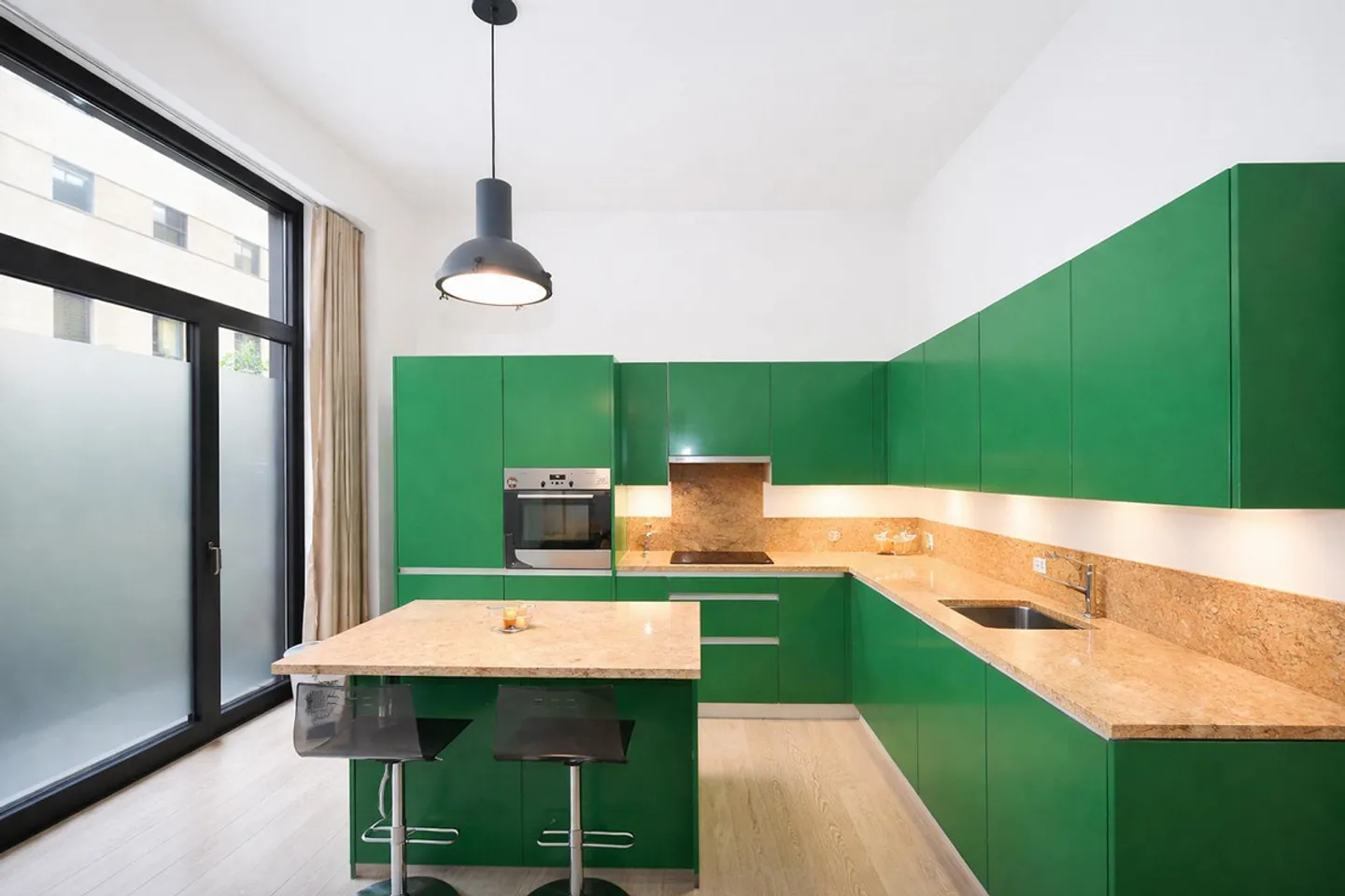 2.5 local duplex in a historic villa in Castagnola - Photo 2 of 8