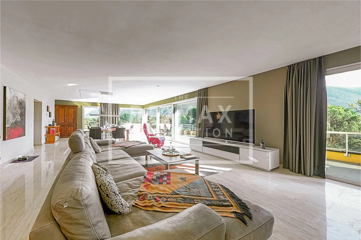 Dans un excellent emplacement à Ascona - grand penthouse de 3,5 pièces - Photo 1 sur 4