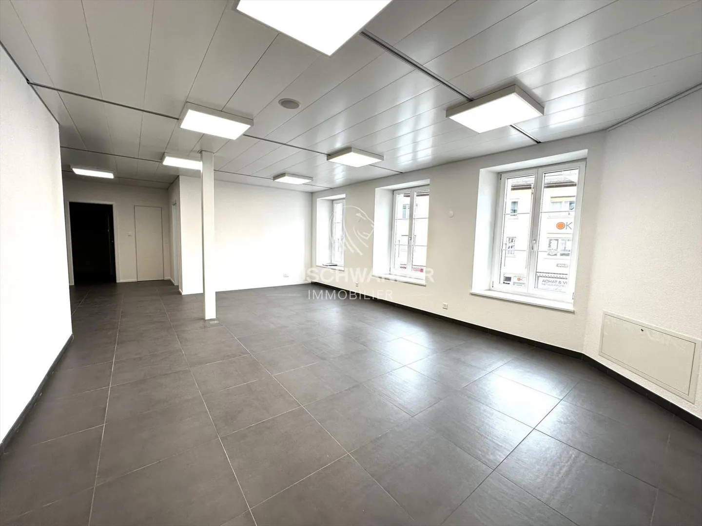 Ufficio 3 stanze - Foto 3 di 9