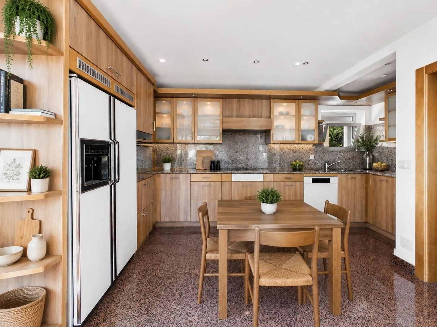 Charming Detached House in Breggia - Photo 6 of 13