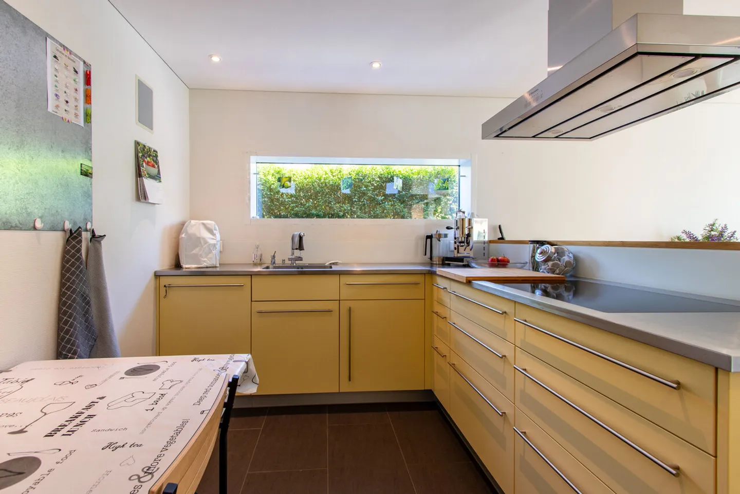 5.5-Room Single-Family House in Building Rights with Generous Comfort - Photo 14 of 27