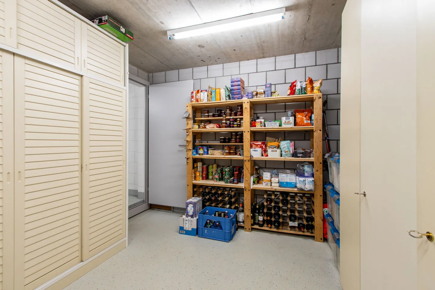 5.5-Room Single-Family House in Building Rights with Generous Comfort - Photo 23 of 27