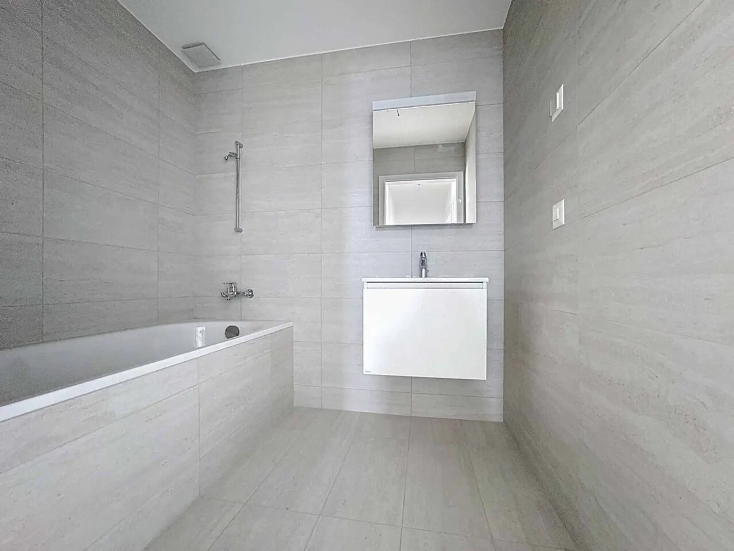 New promotion: 4.5 room penthouse with rooftop terrace - Photo 8 of 13