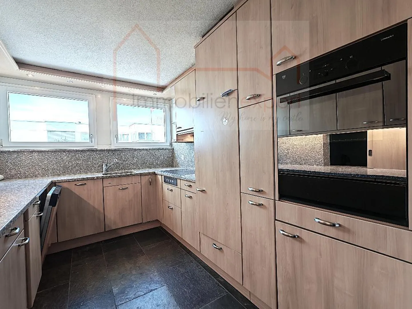 Terrassenhaus mit Panoramablick - Foto 10 von 13