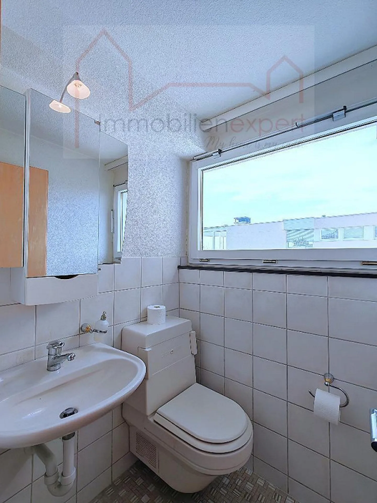 Terrassenhaus mit Panoramablick - Foto 12 von 13