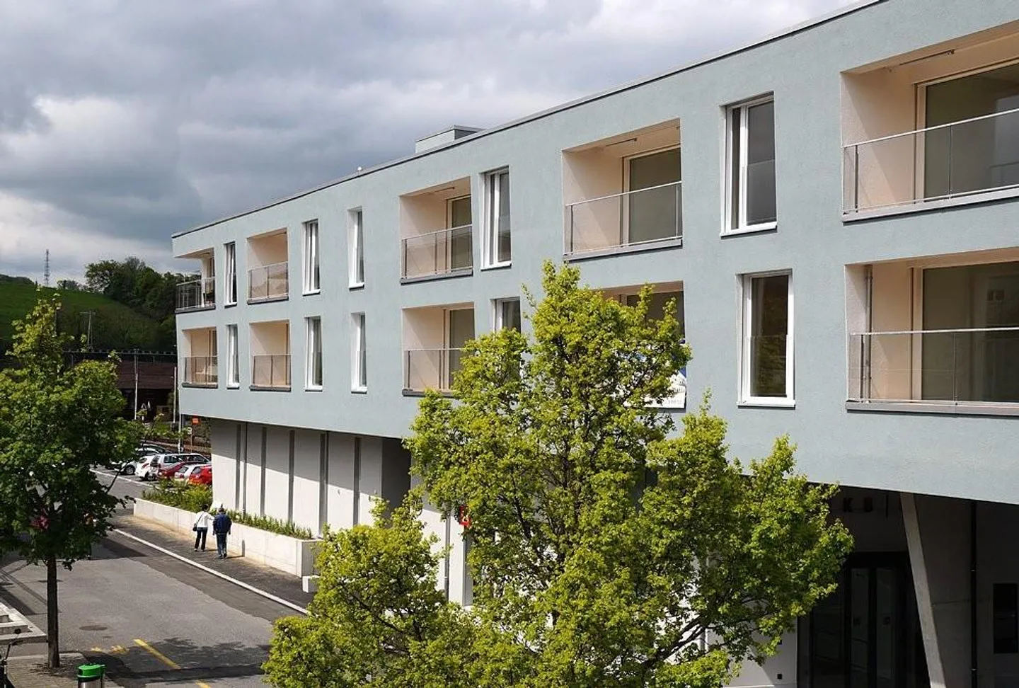 Appartamento 2,5 locali nel centro di Uetendorf - Foto 2 di 7