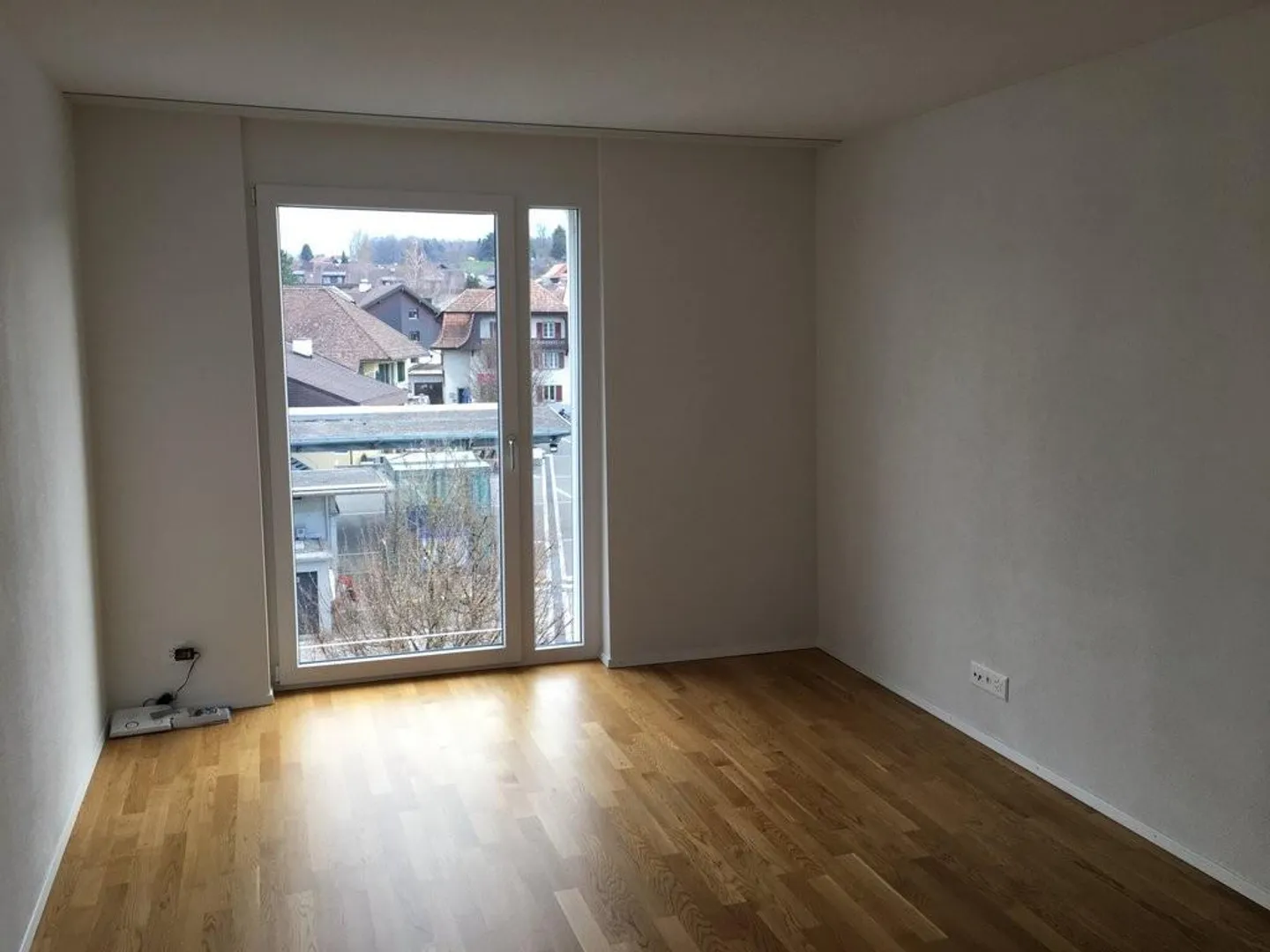 Appartamento 2,5 locali nel centro di Uetendorf - Foto 6 di 7
