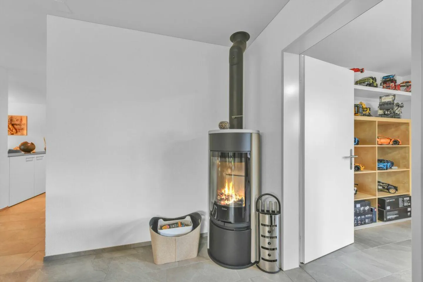 Paradiso del giardino con stile - Moderno appartamento di 4,5 stanze con fascino, comfort e ampio spazio esterno - Foto 11 di 26