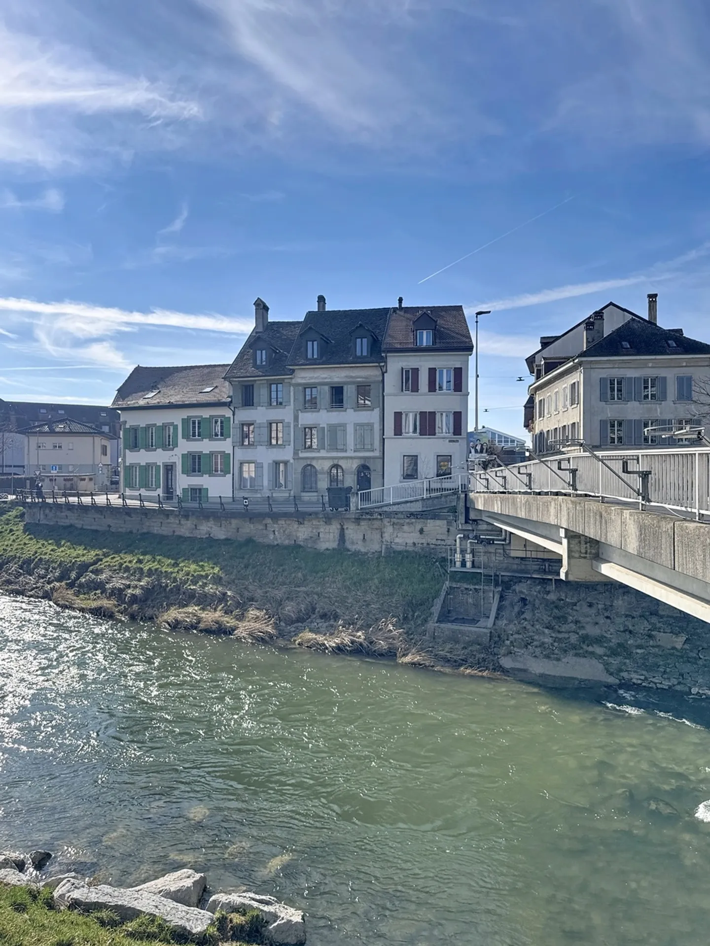 Beautiful income-generating building in the center of Payerne - Photo 1 of 9