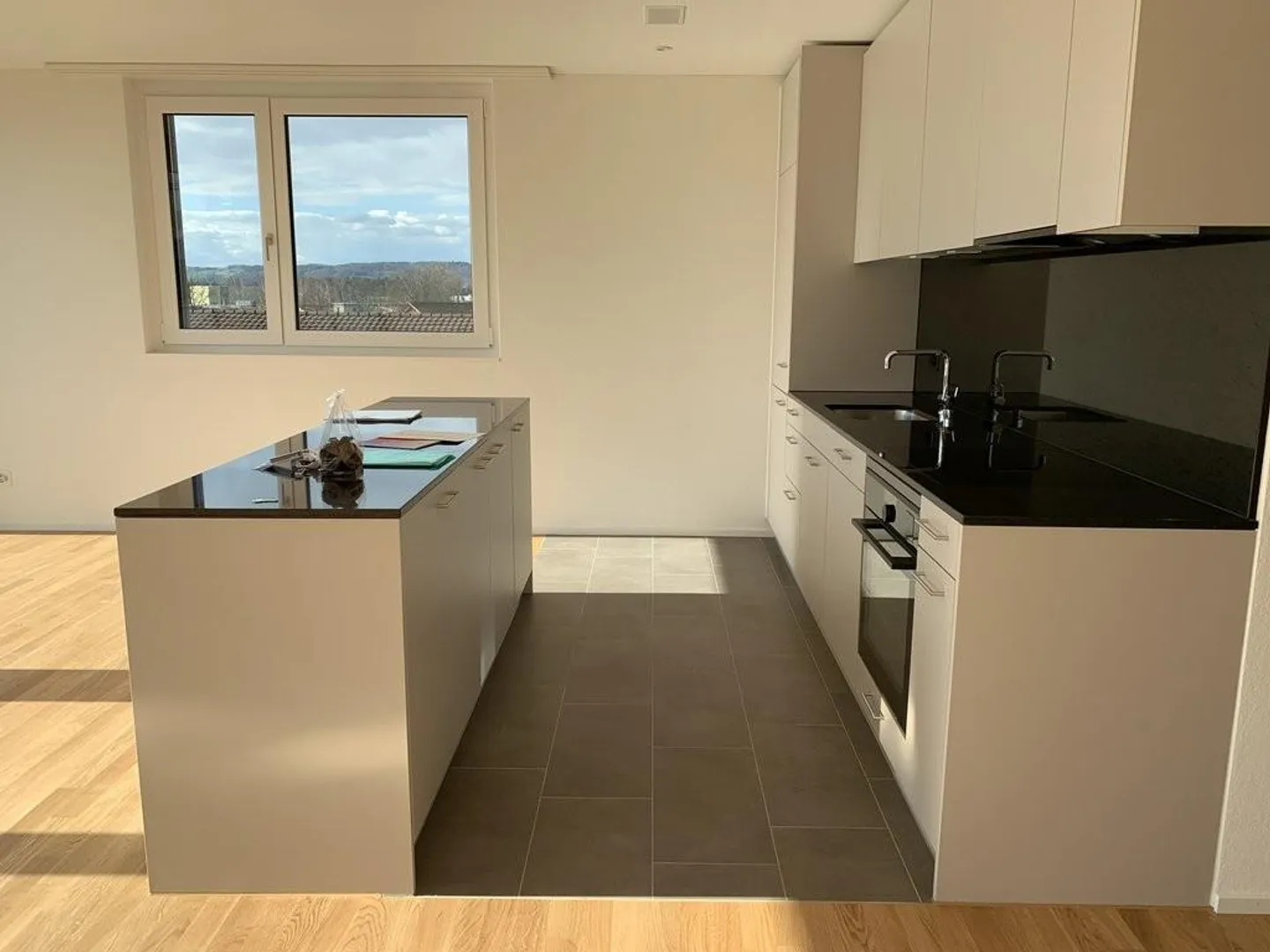 Modernes 2.5-Zimmer-Apartment - Foto 4 von 6