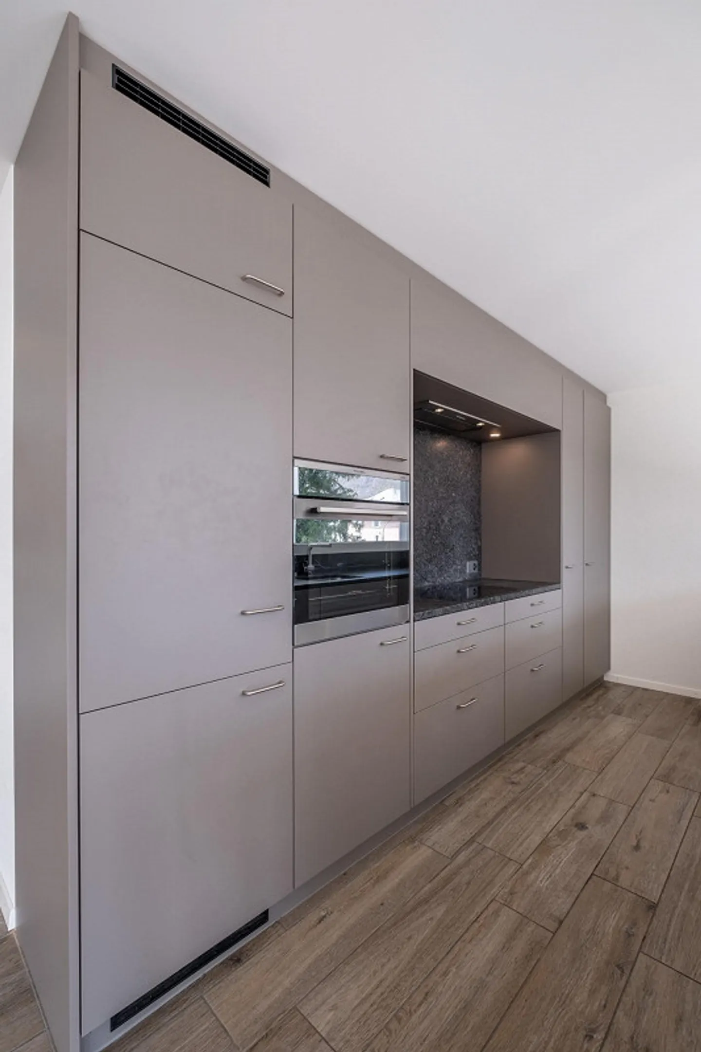 Appartamento moderno al piano terra - Foto 2 di 5