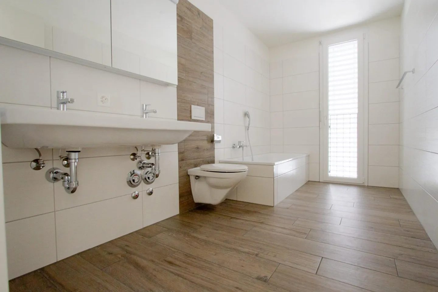 Appartamento moderno al piano terra - Foto 3 di 5