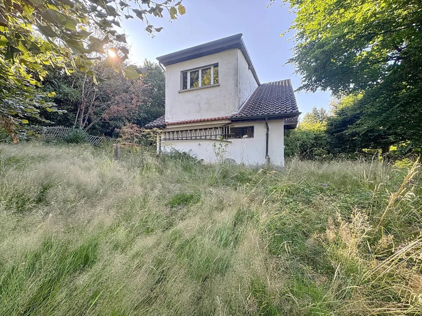 3.5 Room House - Photo 2 of 5