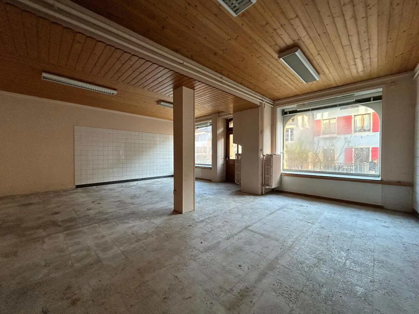 Haus mit 3 Etagen und Dachboden mit sehr schönen Gärten - Foto 5 von 6