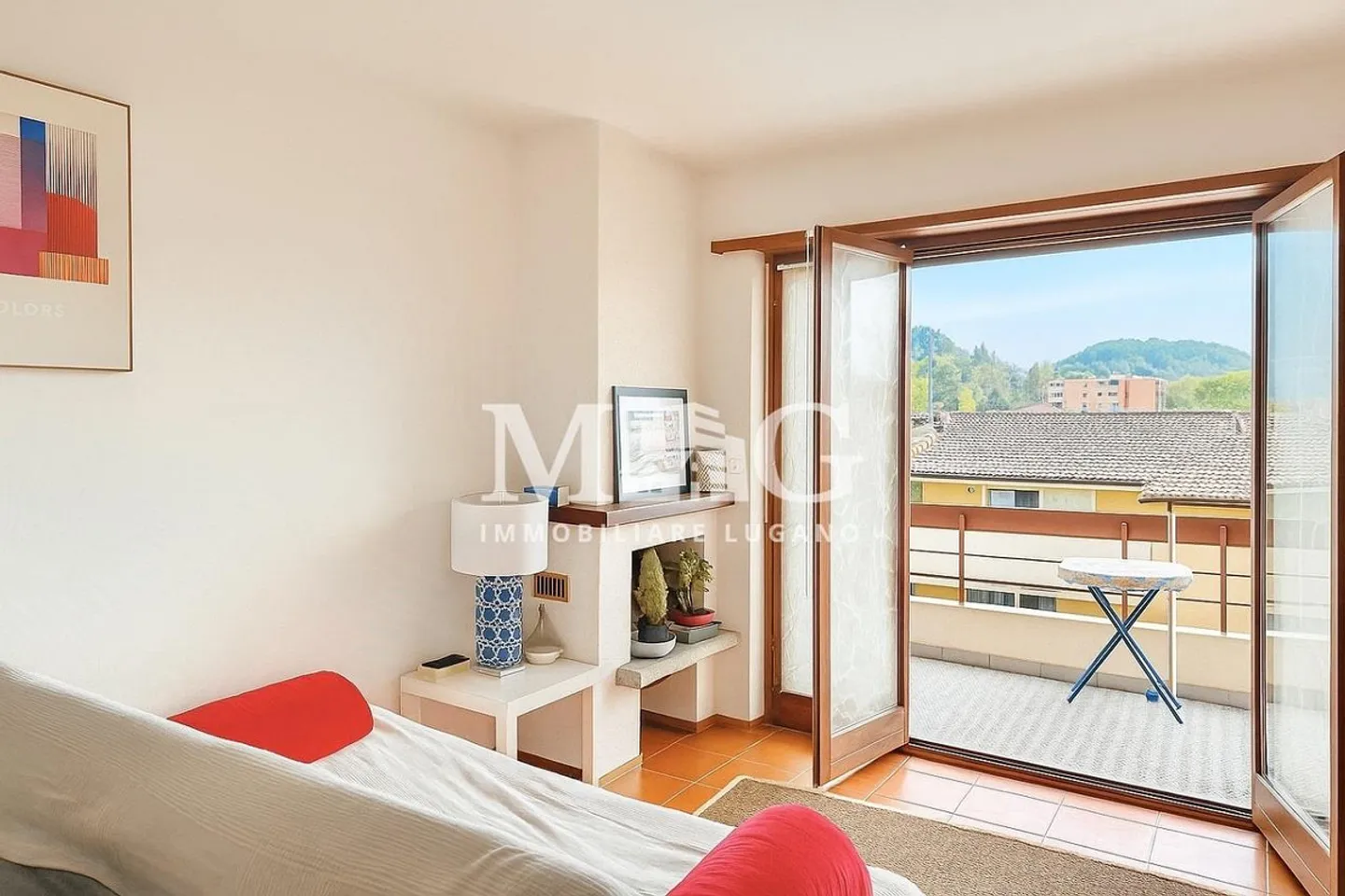 Caslano: Studio with fireplace and parking space - Photo 3 of 10