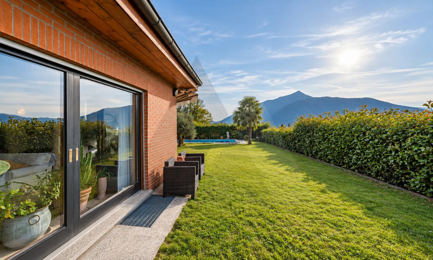 GERÄUMIGE EINZELHAUS VILLA MIT POOL - Foto 3 von 16