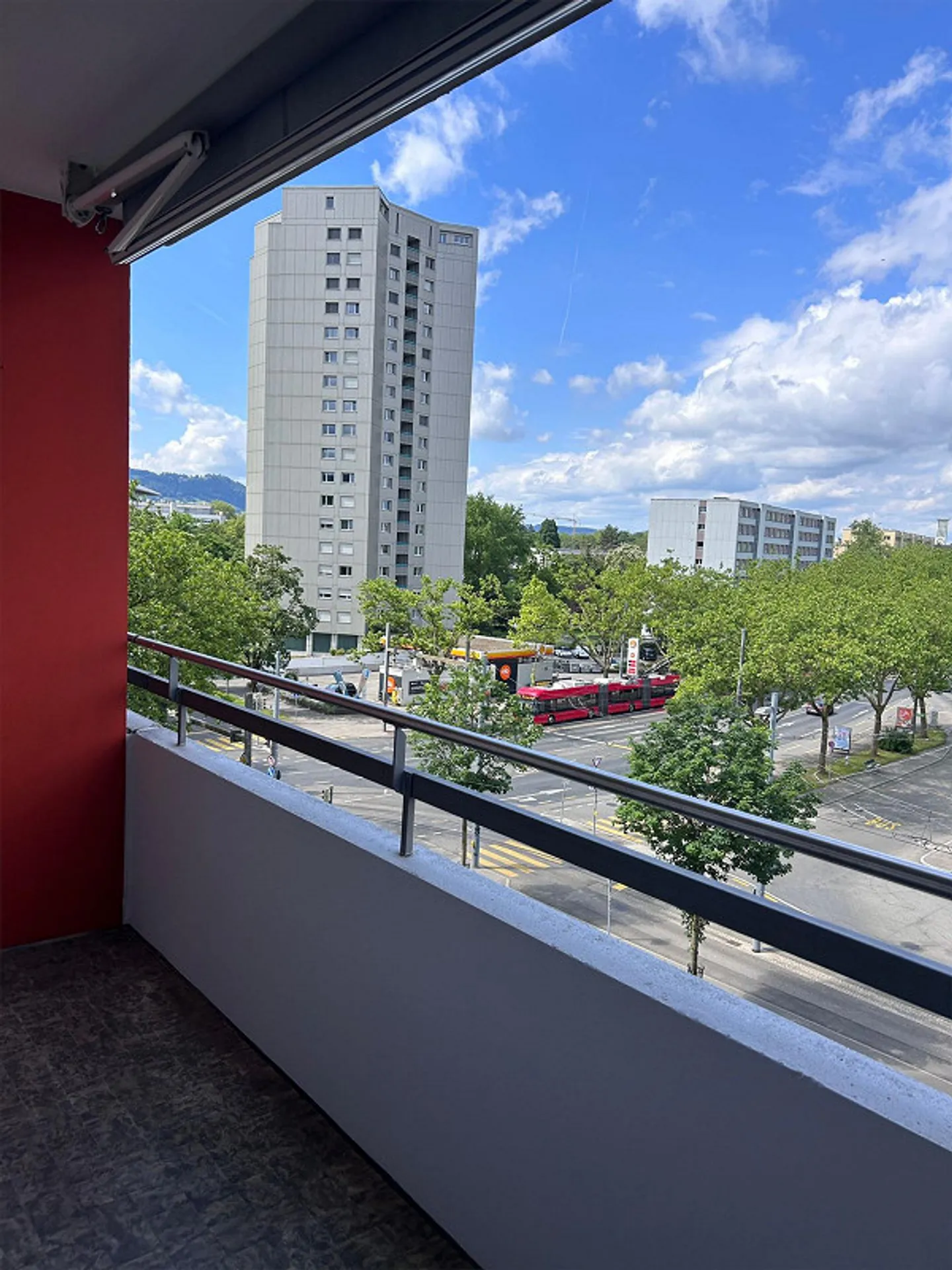 Ampio e centrale appartamento di 1 locale a Wankdorf - Foto 2 di 17
