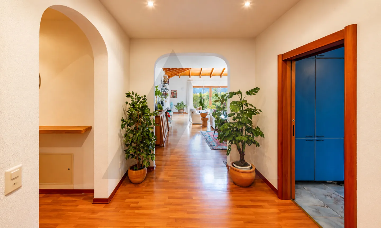 GERÄUMIGE EINZELHAUS VILLA MIT POOL - Foto 8 von 16