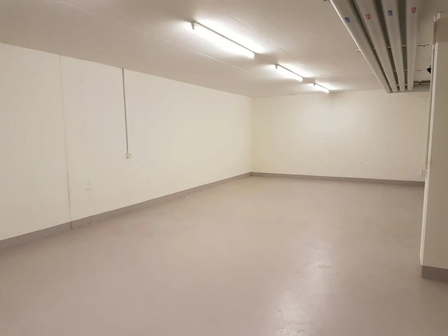 Lagerraum in Binningen - Foto 2 von 2