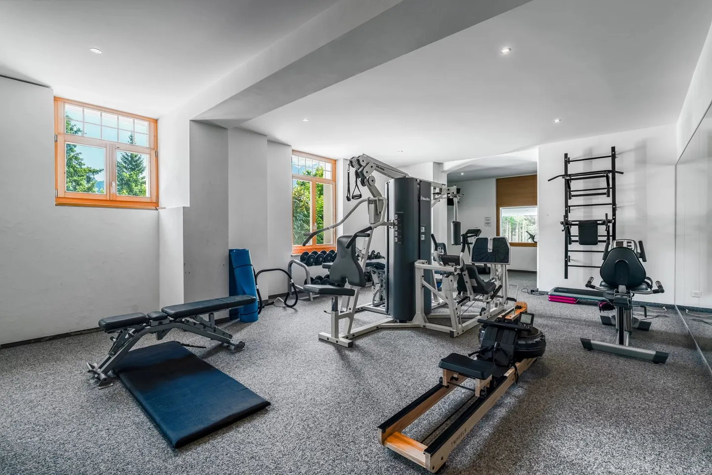 Eleganza restaurata in un palazzo convertito in residenza - Foto 9 di 12