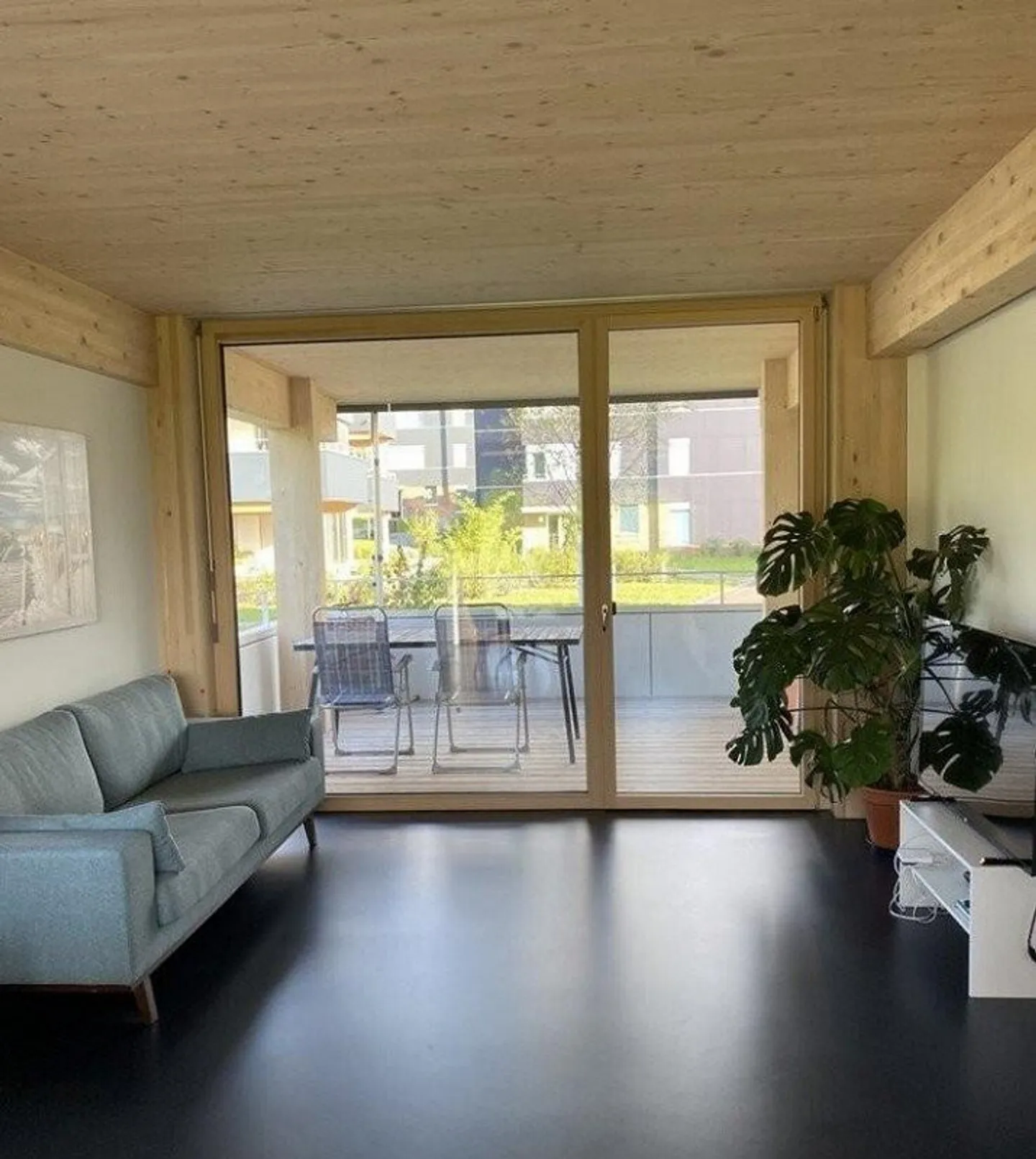 Dreamlike apartment for rent in Birmensdorf! - Photo 2 of 5