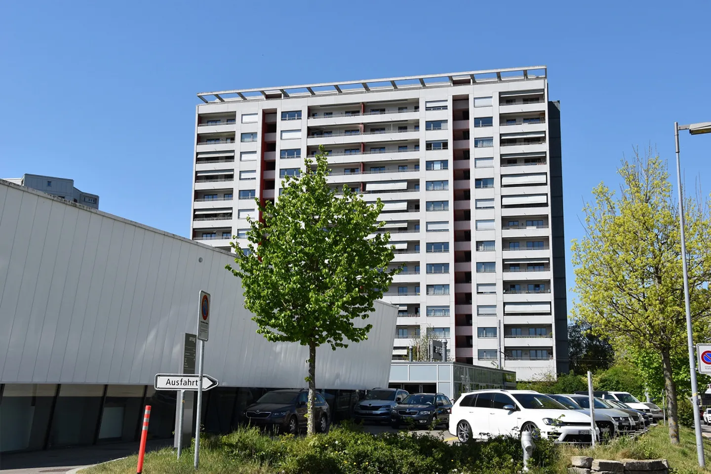 Ampio e centrale appartamento di 1 locale a Wankdorf - Foto 12 di 17