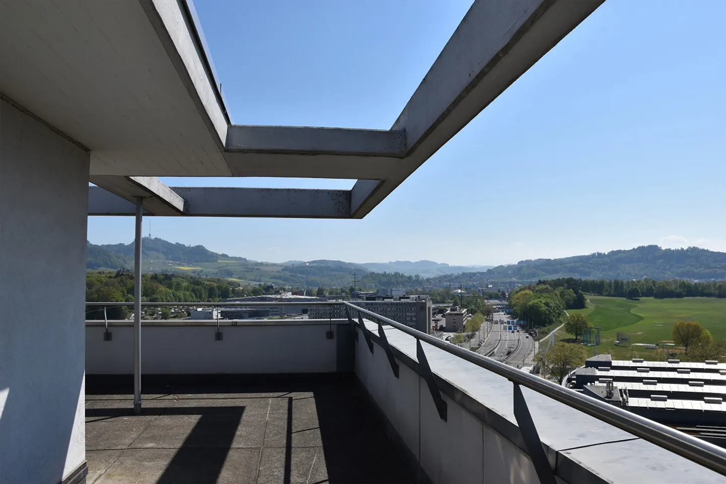 Ampio e centrale appartamento di 1 locale a Wankdorf - Foto 15 di 17