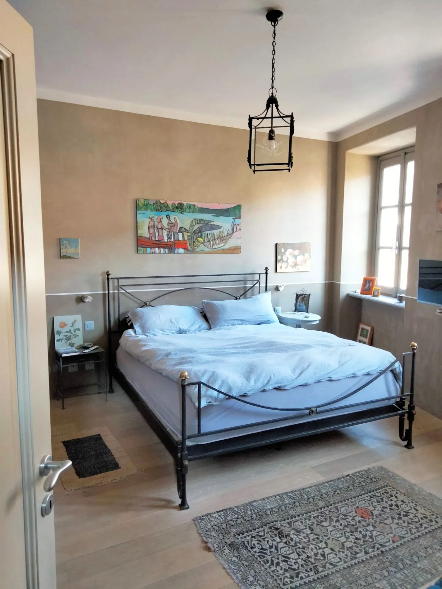 Renovated and Independent Old Building Villa - Photo 4 of 13