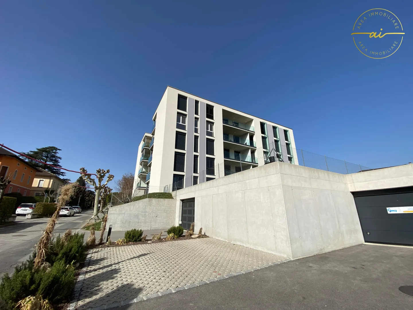 HELLE 3.5-ZIMMER-WOHNUNG MIT TERRASSE IN BALERNA - Foto 12 von 12