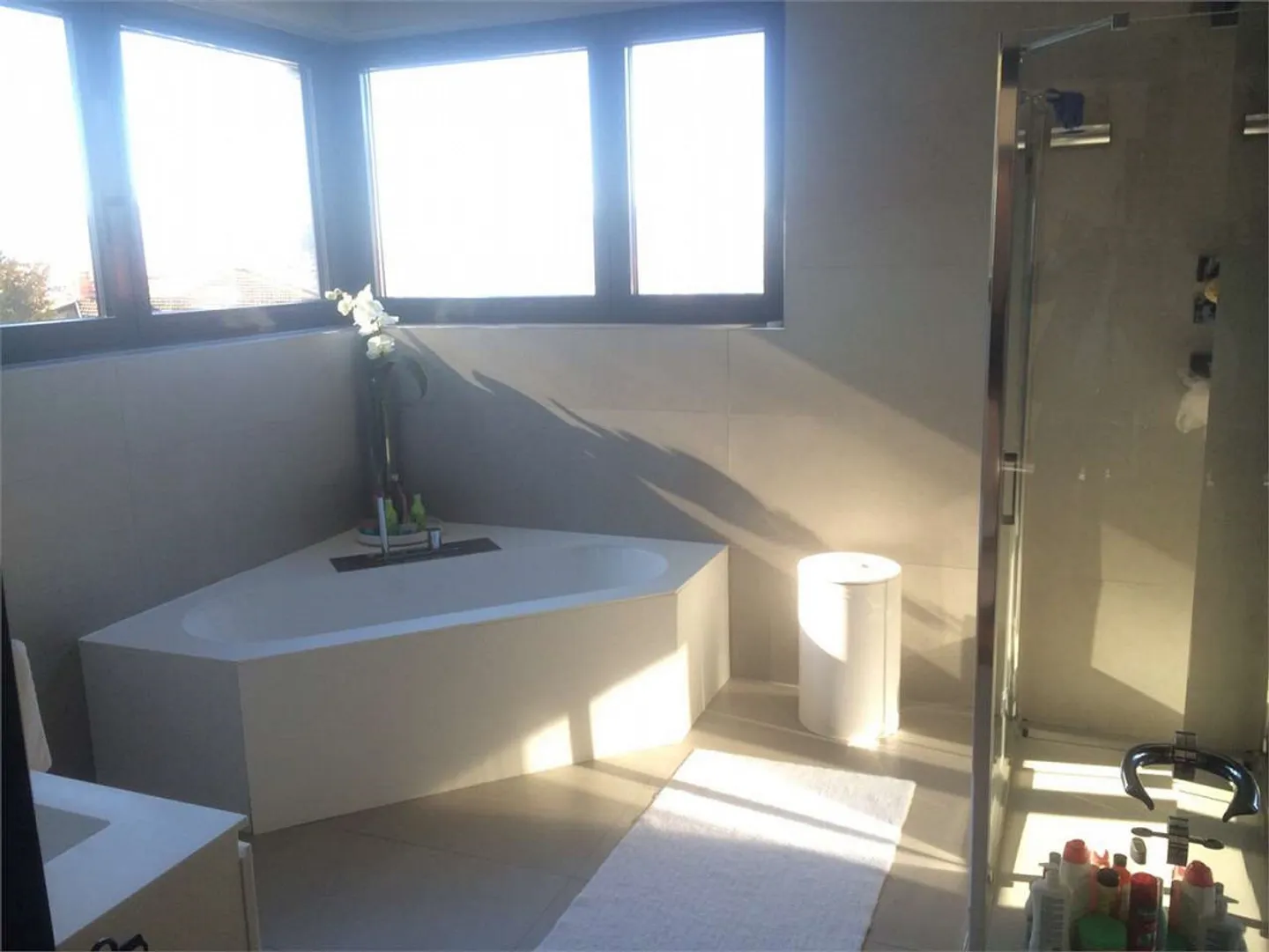 Villa moderne avec piscine - Photo 8 sur 13