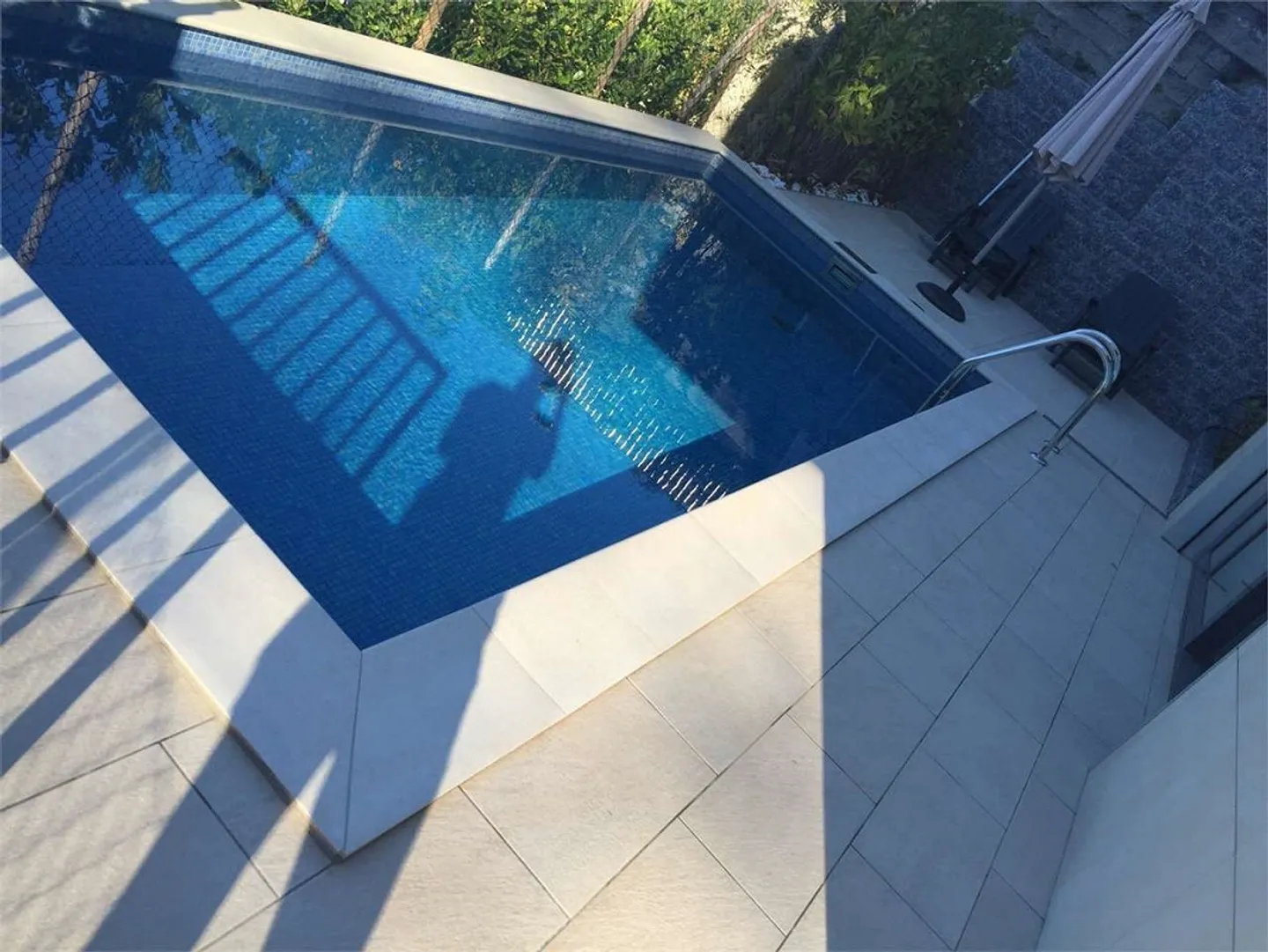 Villa moderne avec piscine - Photo 3 sur 13