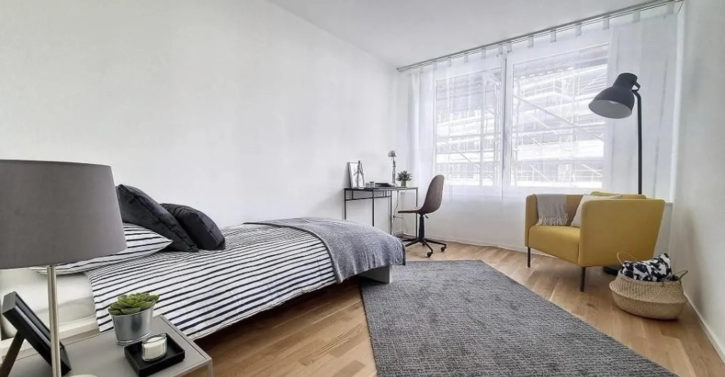 Grosszügige und moderne 4.5-Zimmer-Wohnung im Litterna-Quartier in Vis - Photo 3 of 9