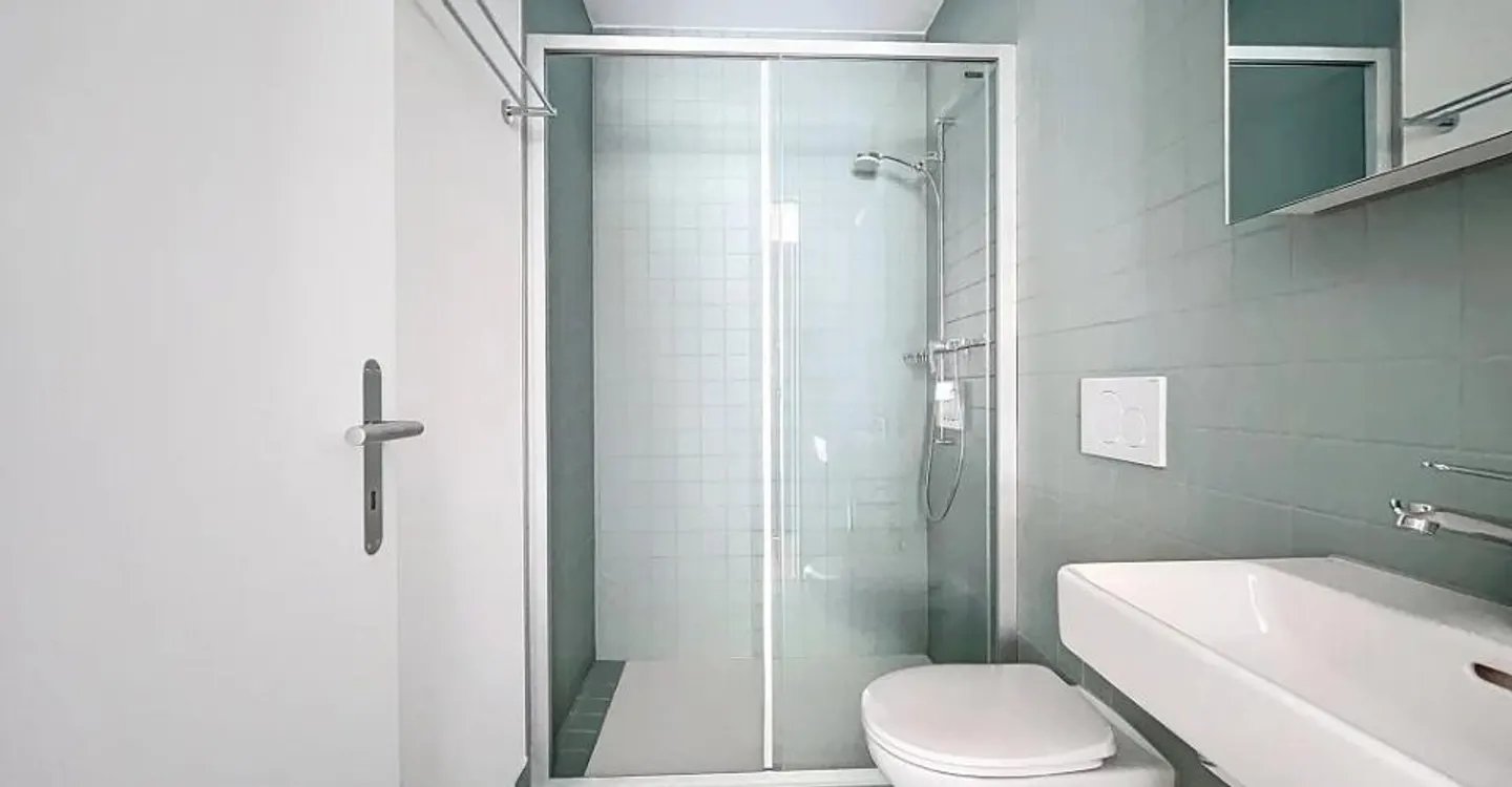 Grosszügige und moderne 4.5-Zimmer-Wohnung im Litterna-Quartier in Vis - Photo 4 of 9