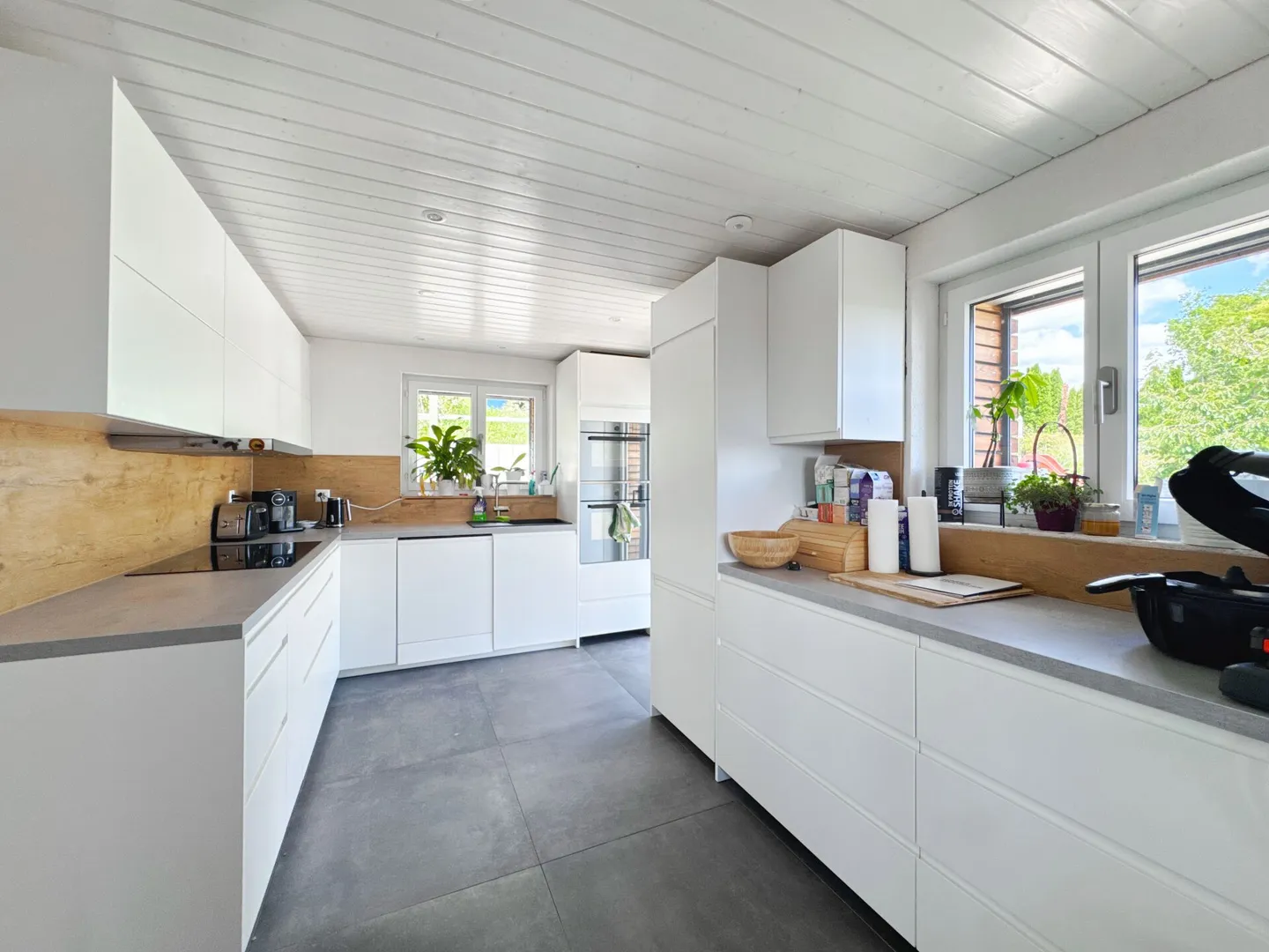 Vivere moderno con vista panoramica non ostacolata e garage quadruplo - Foto 9 di 14