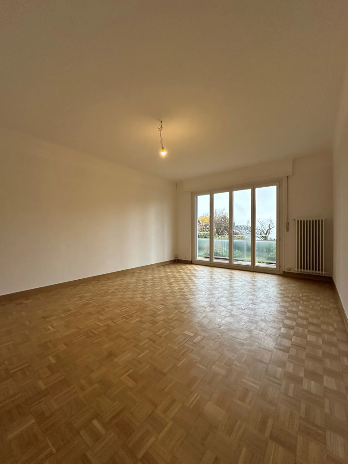 Charmant Studio – 1,5 pièces, rez-de-chaussée – PULLY - Photo 1 sur 6