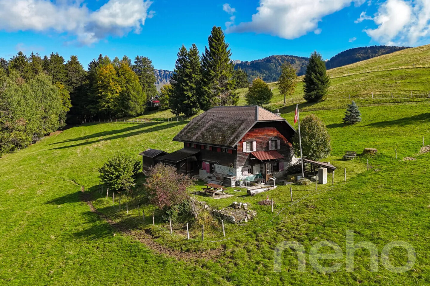 Chalet di montagna autentico del 19° secolo, che preserva il suo fascino - Foto 1 di 12