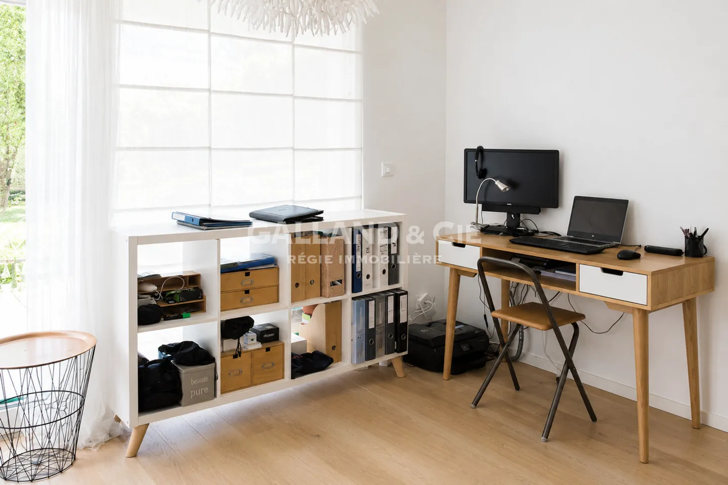 Elegant Family Apartment - Photo 5 of 9