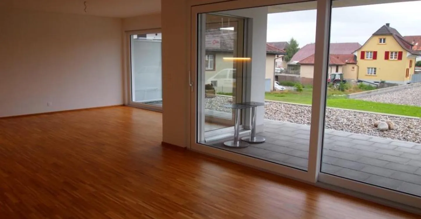 Appartement moderne au rez-de-chaussée - Photo 2 sur 7