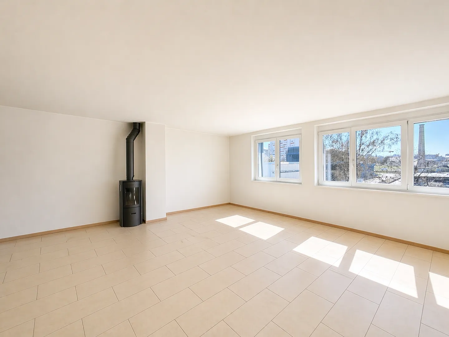 Duplex Familial dans Quartier Calme - Photo 1 sur 8