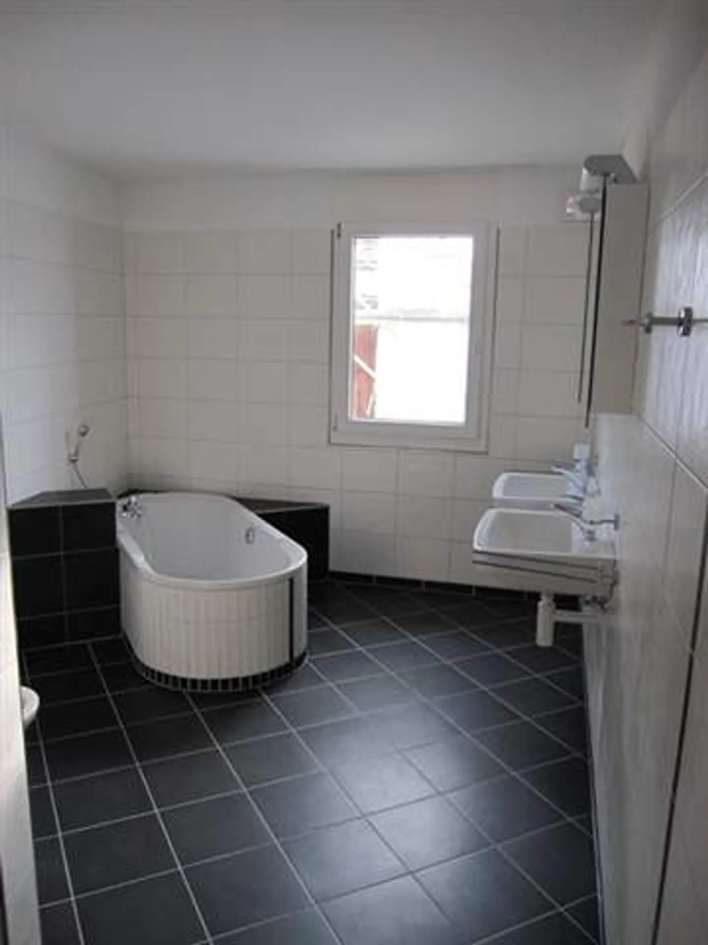 Vivere a Jenins, Piano Terra Sud - Foto 5 di 12