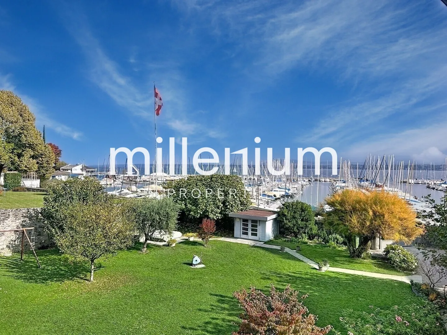 Magnifica villa a due passi dal lago - Foto 1 di 13