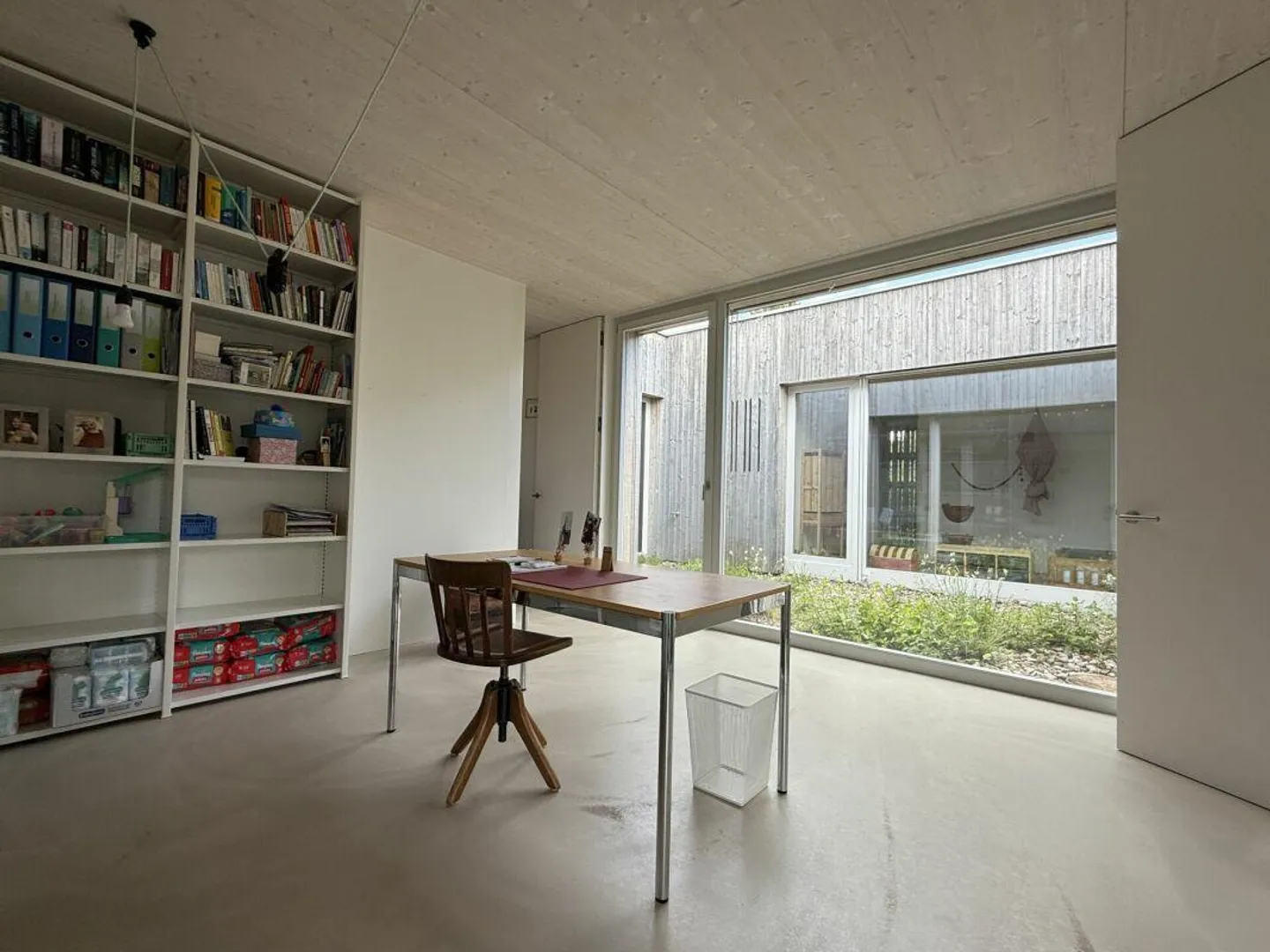 Stilvolles 6.5-Zimmer-Einfamilienhaus - Foto 7 von 11