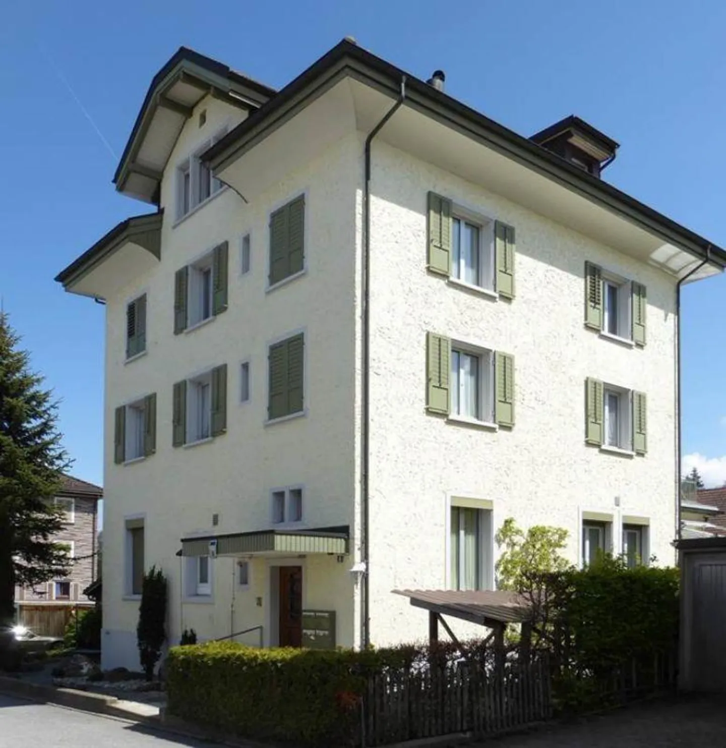 Appartement 4.0 pièces avec charme dans un emplacement central - Photo 1 sur 9