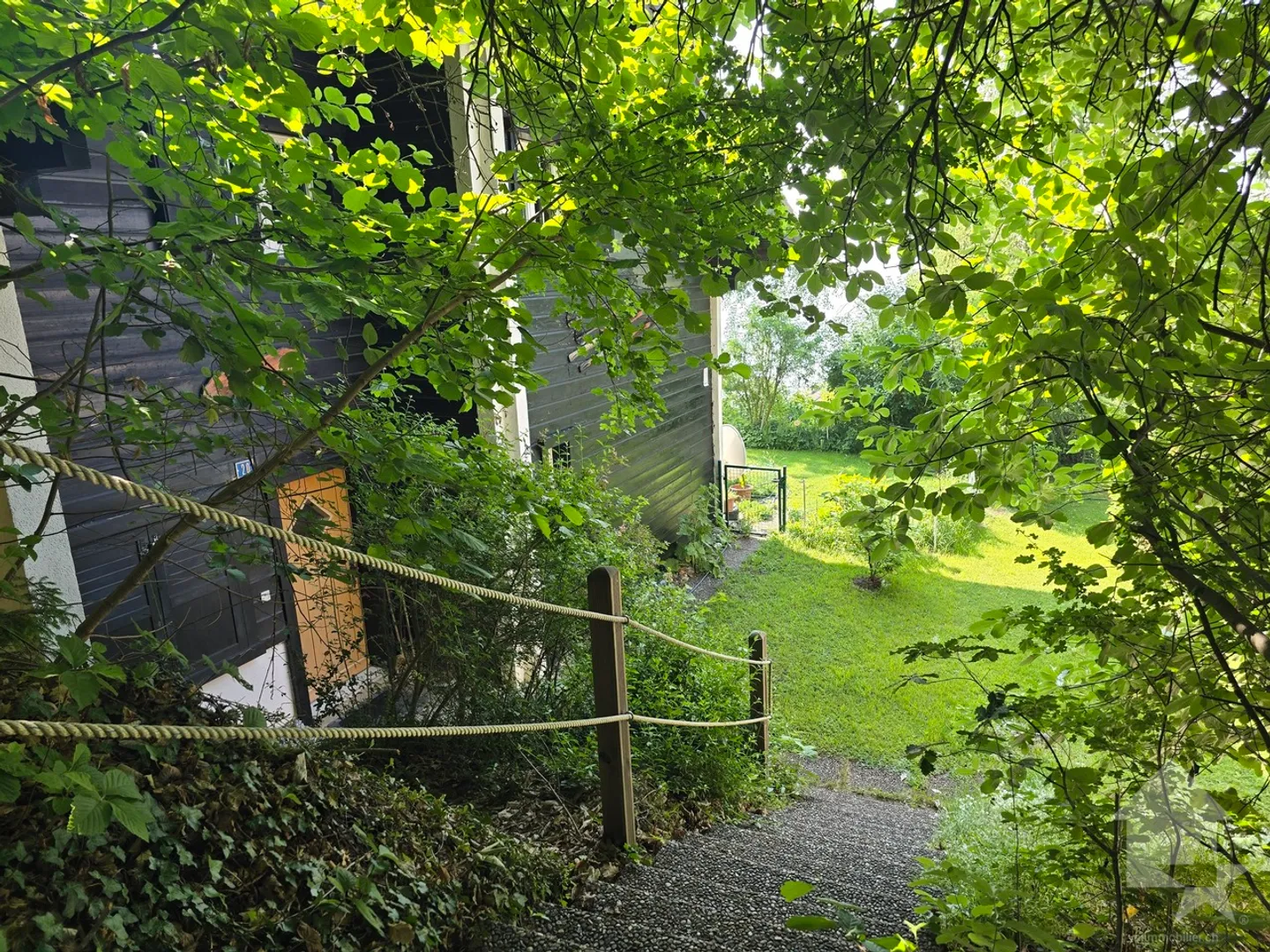 «Chalet de 5,5 pièces de 140 m2 sur les hauts de Savièse» - Photo 23 sur 30