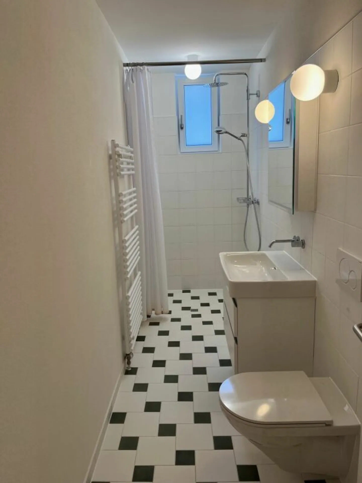 Appartement lumineux de 2,5 pièces avec espace jardin dans le beau quartier des musées - Photo 7 sur 9