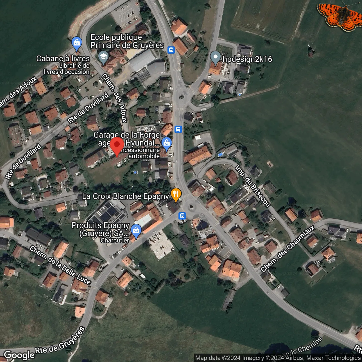 PLACEMENTS IN THE COURTYARD FOR RENT! - Photo 2 of 2