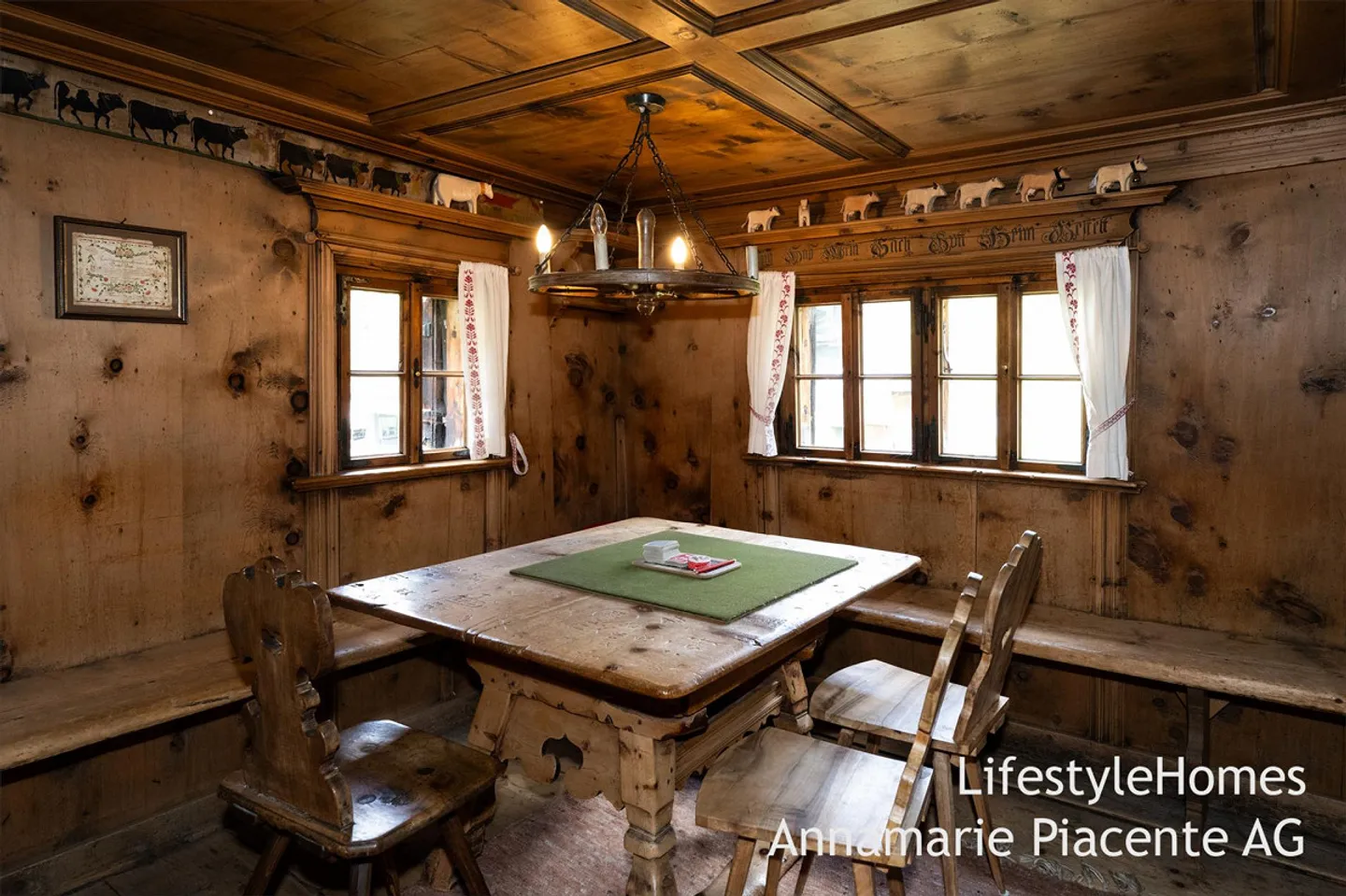 MAGIA DELLA CAPANNA A DAVOS - Foto 1 di 69