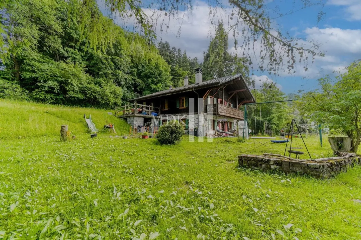 Magnifico chalet isolato con ampi terreni - Foto 1 di 13
