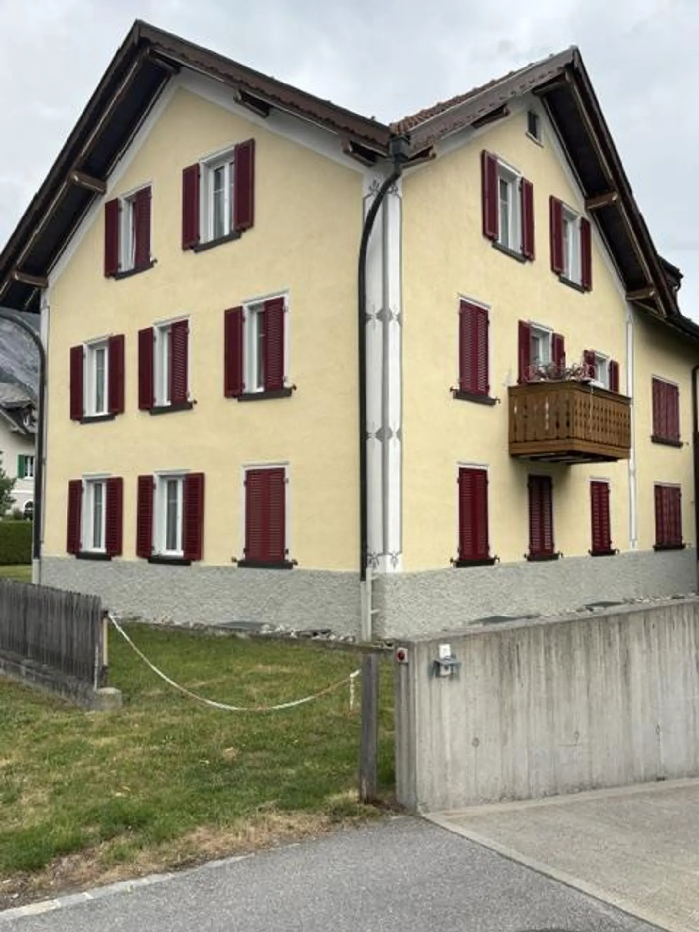 Appartement 4.5 pièces avec balcon à Domat/Ems - Photo 1 sur 17