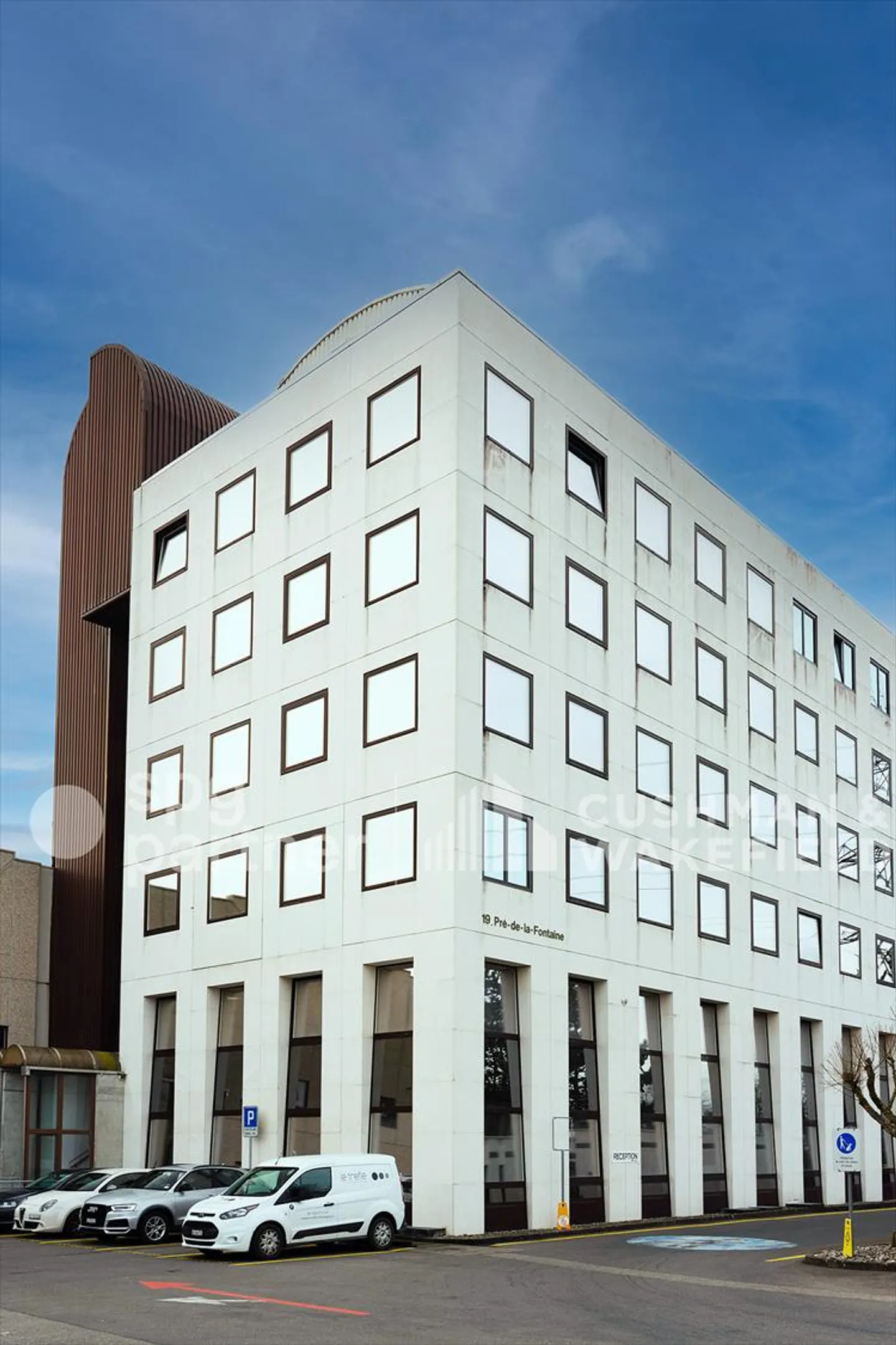 Pré-de-la-fontaine 19 - Fitted office spaces in the heart of ZIMEYSA - Photo 1 of 3